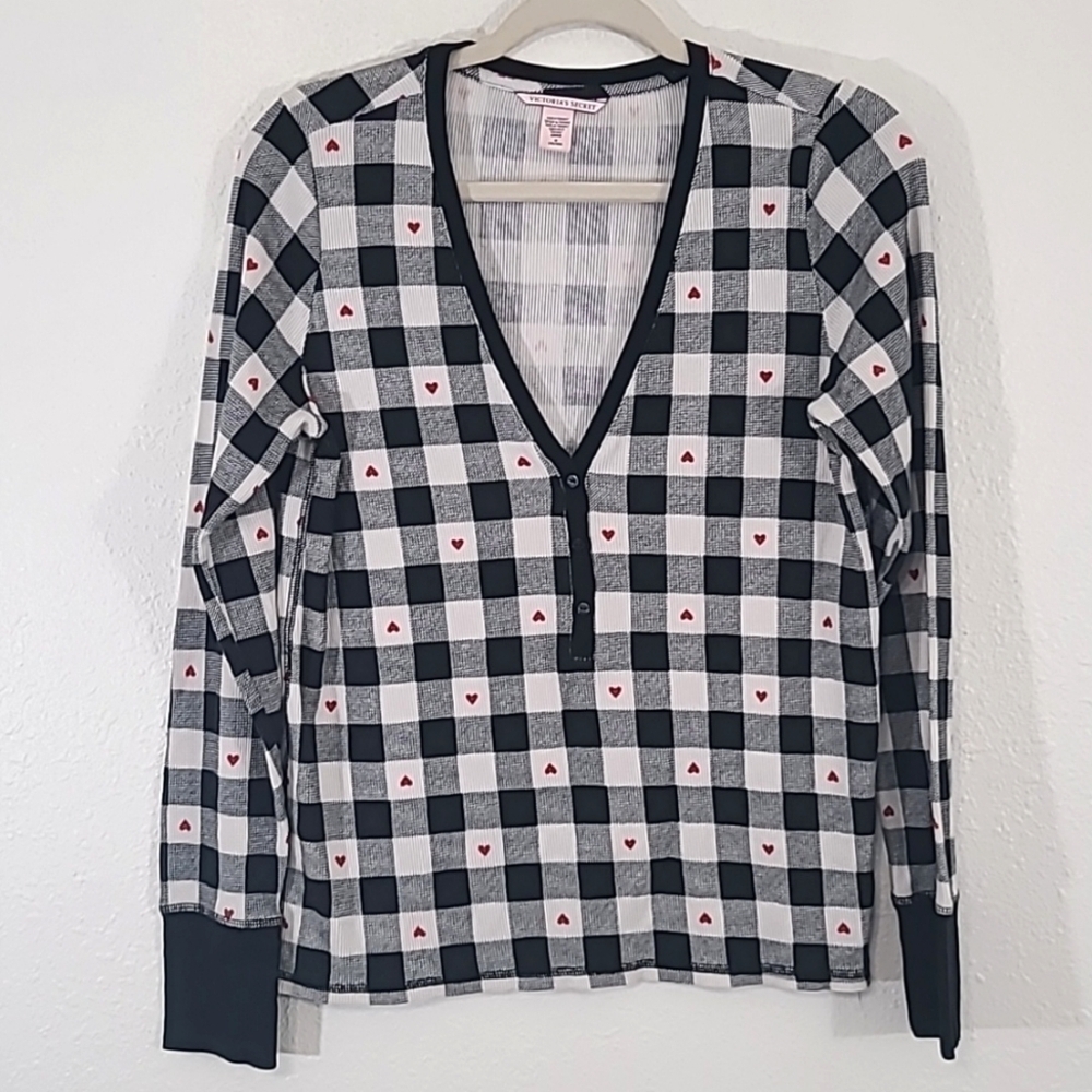 VICTORIA'S SECRET Black/White w/Red Hearts Pajama Top, size Medium